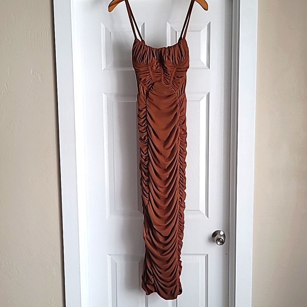 Dress _ women 🤎